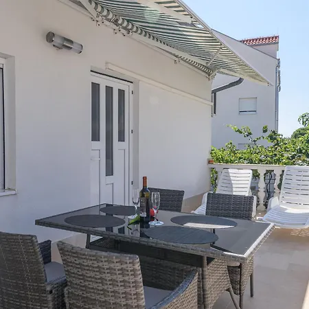 Guest house Bougainvillea